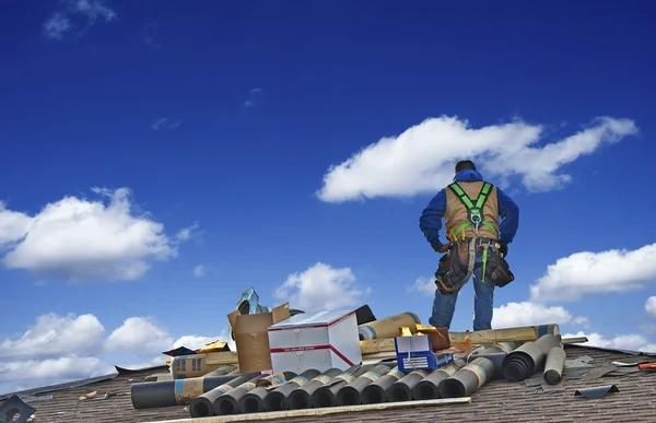 Why Choosing the Right Roofing Contractor Matters for Your Home
