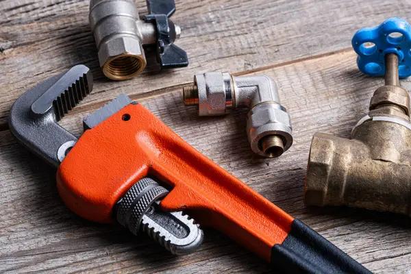 How a Plumbing Contractor Can Improve Your Home’s Water Efficiency